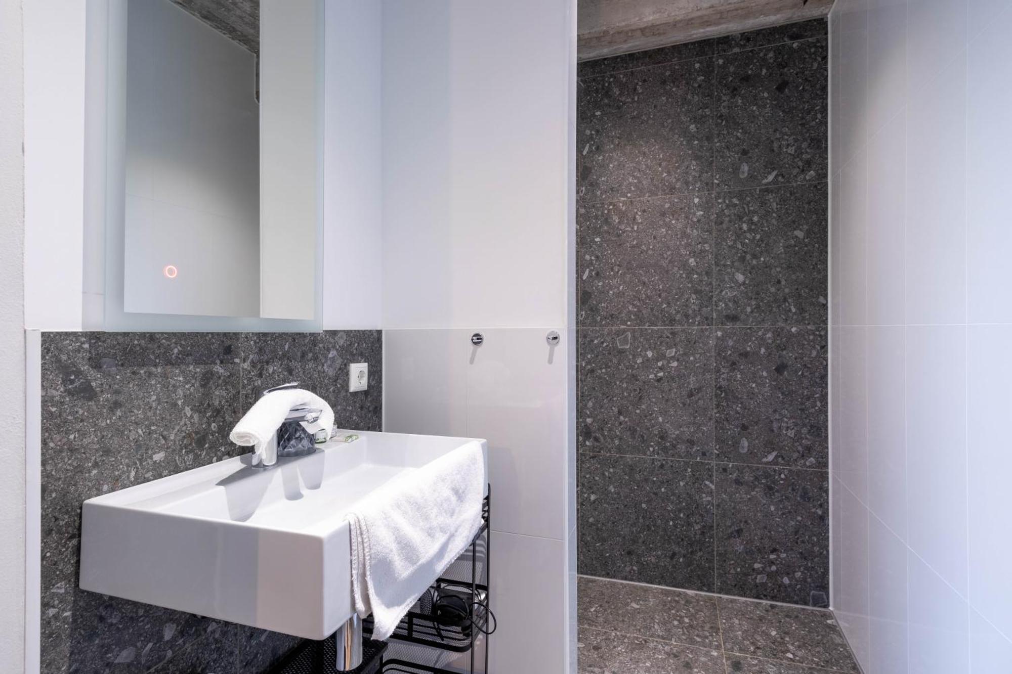 Bed, Bites & Business Hotel ロッテルダム 部屋 写真